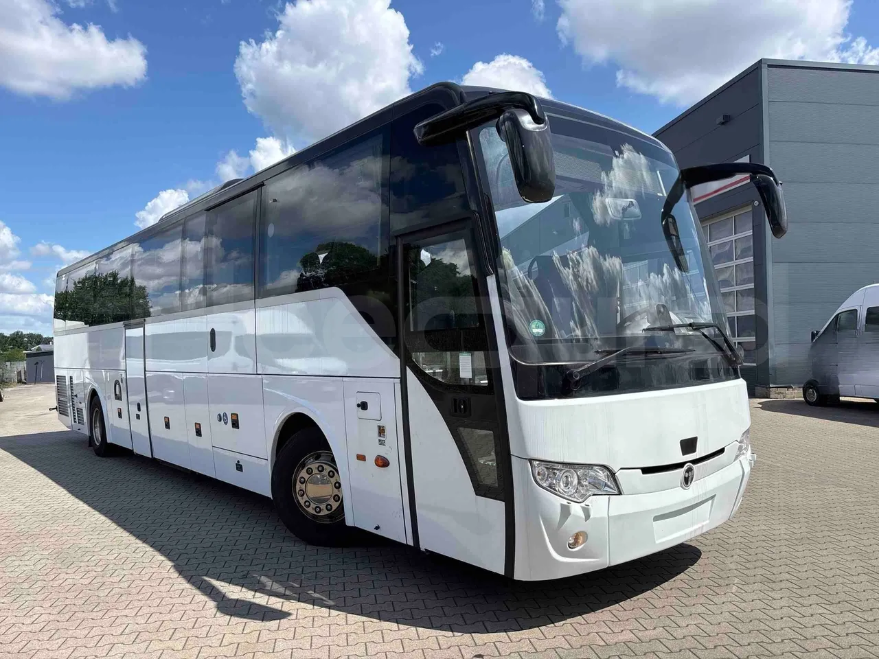 Temsa Safari 2023 gebraucht: 48 Sitze, Euro 6, 460.398 km