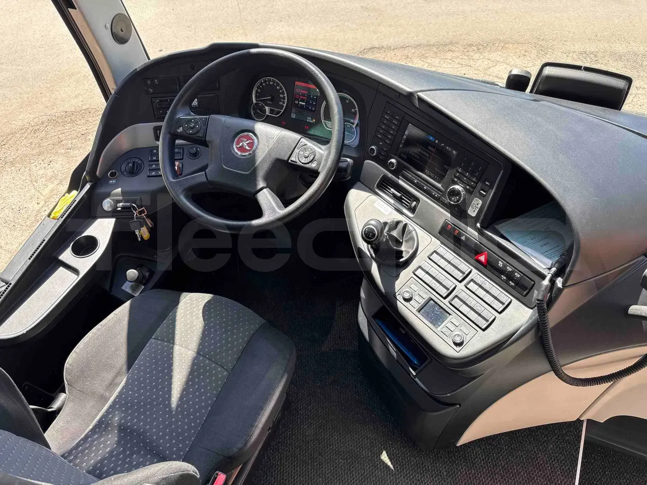 setra-s515-steering-wheel-dashboard-fleequid-WKK41021013124964