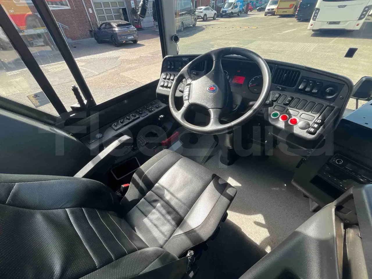 scania-citywide-steering-wheel-dashboard-fleequid-YS2K4X20001920171