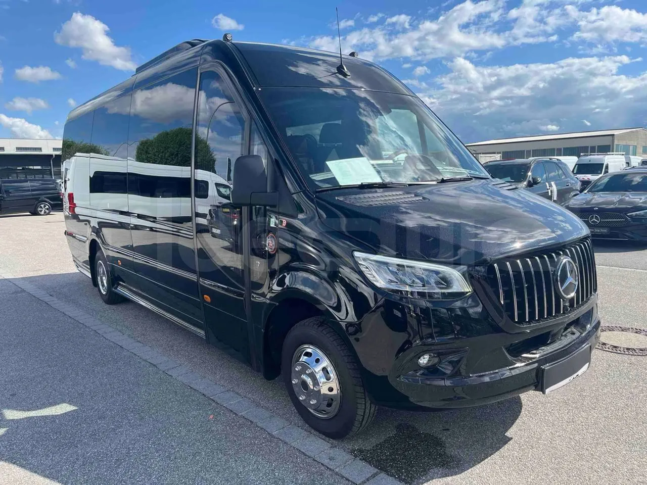 Mercedes-Benz Sprinter 2025 usado: minibus Euro 6 automático