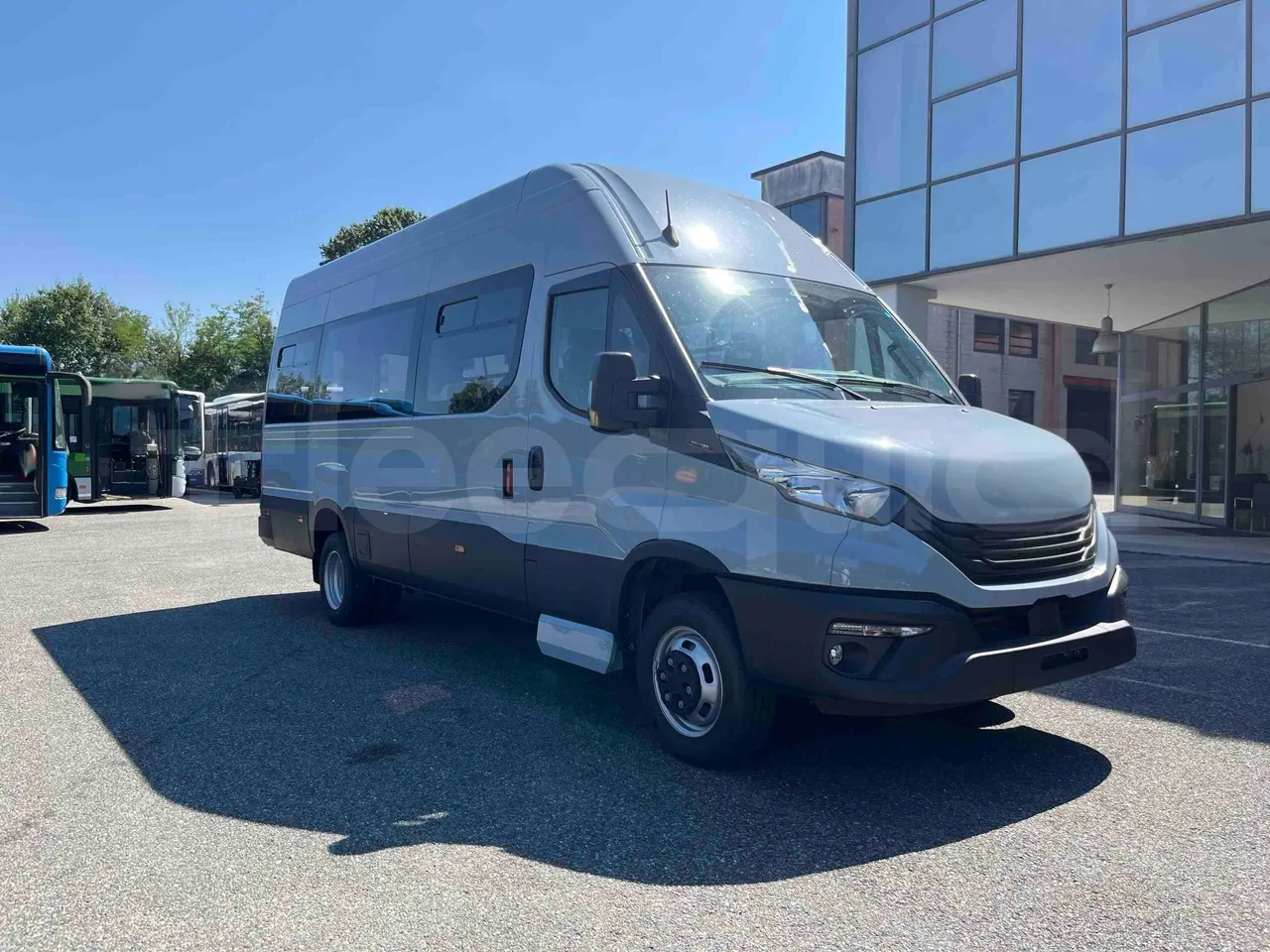 Iveco Daily 2026 occasion: minibus 32 places Euro 6