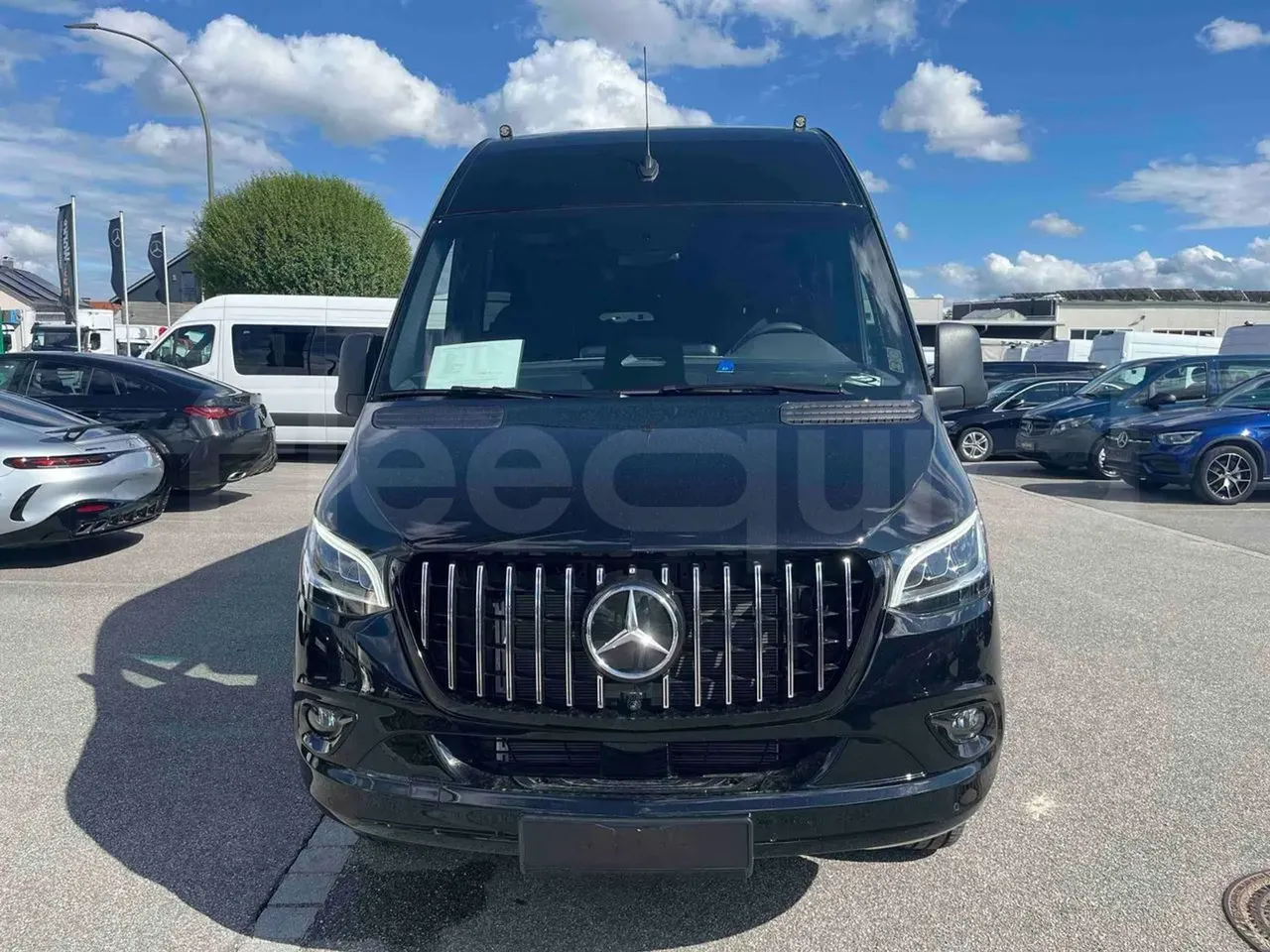 mercedes-benz-sprinter-front-fleequid-W1V5MD3Z2SP782722