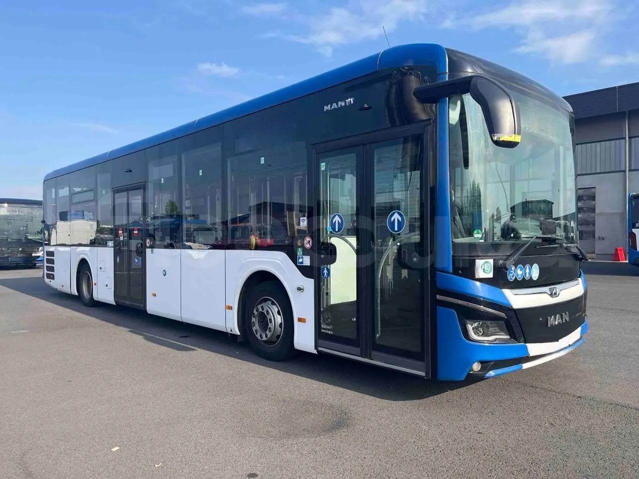 MAN Lion's Intercity 2023 usado: autocarro Euro 6 automático
