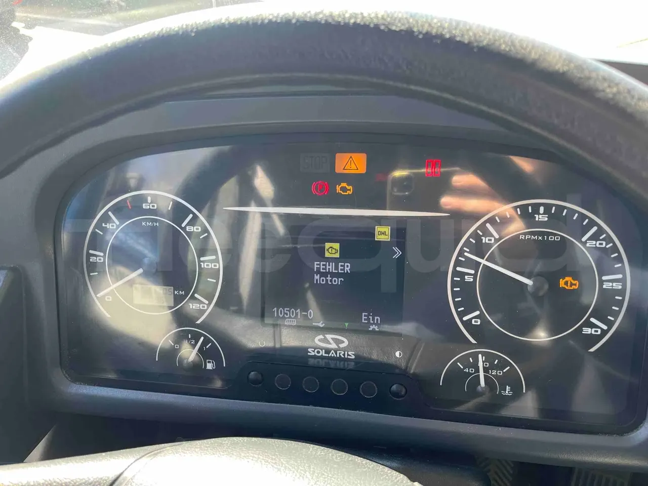 vehicle slot photo_dashboard_on_for_number_km_and_lights_on_lg.webp
