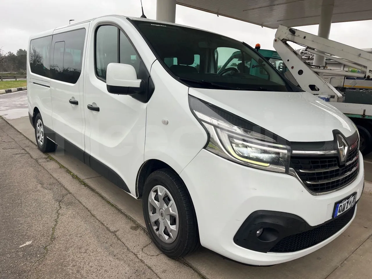 Renault Trafic 2019: wszechstronny mikrobus dla profesjonalnych przewoźników