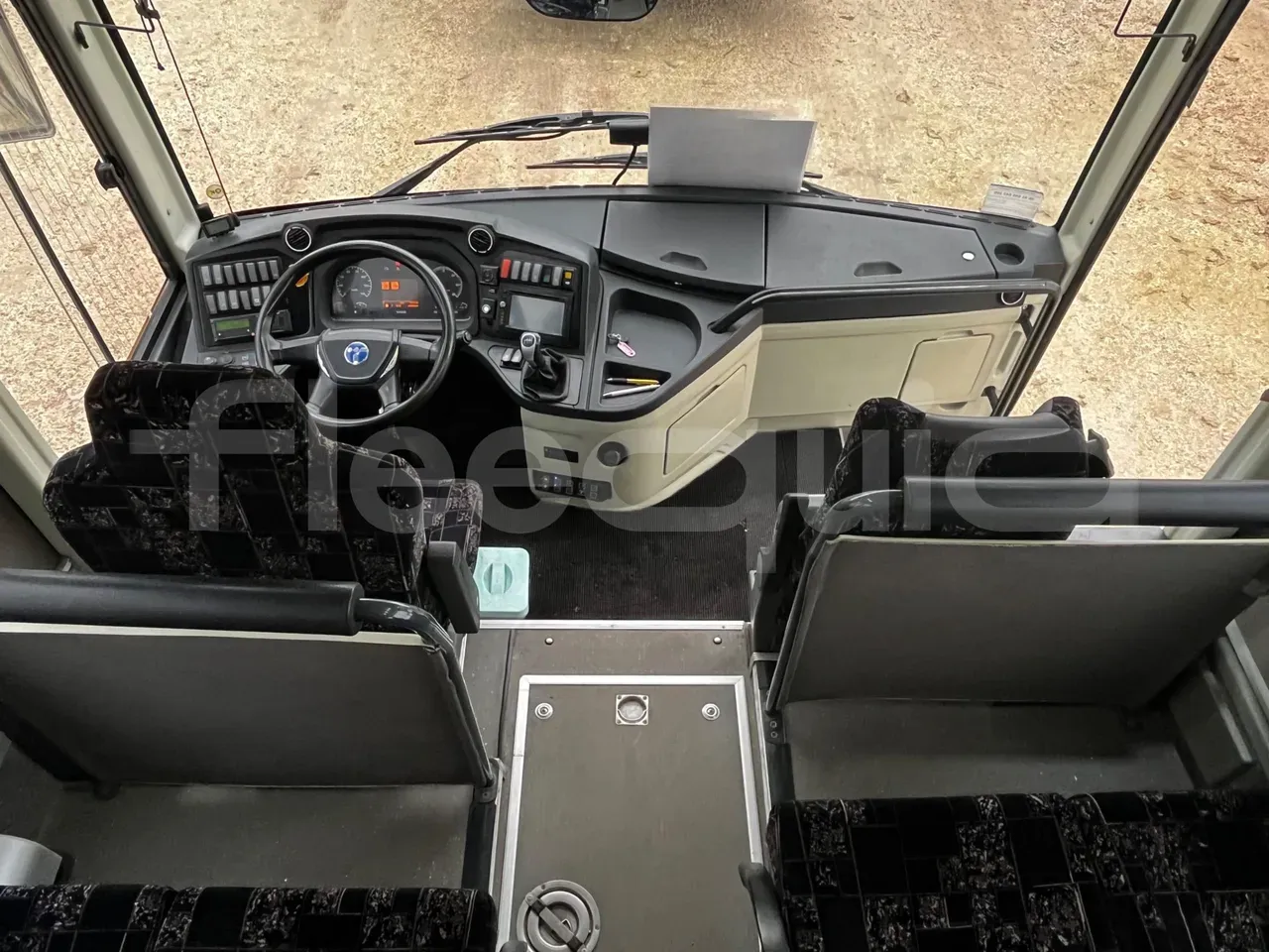 temsa-md7-steering-wheel-dashboard-fleequid-NLTPNHJ4L01000123
