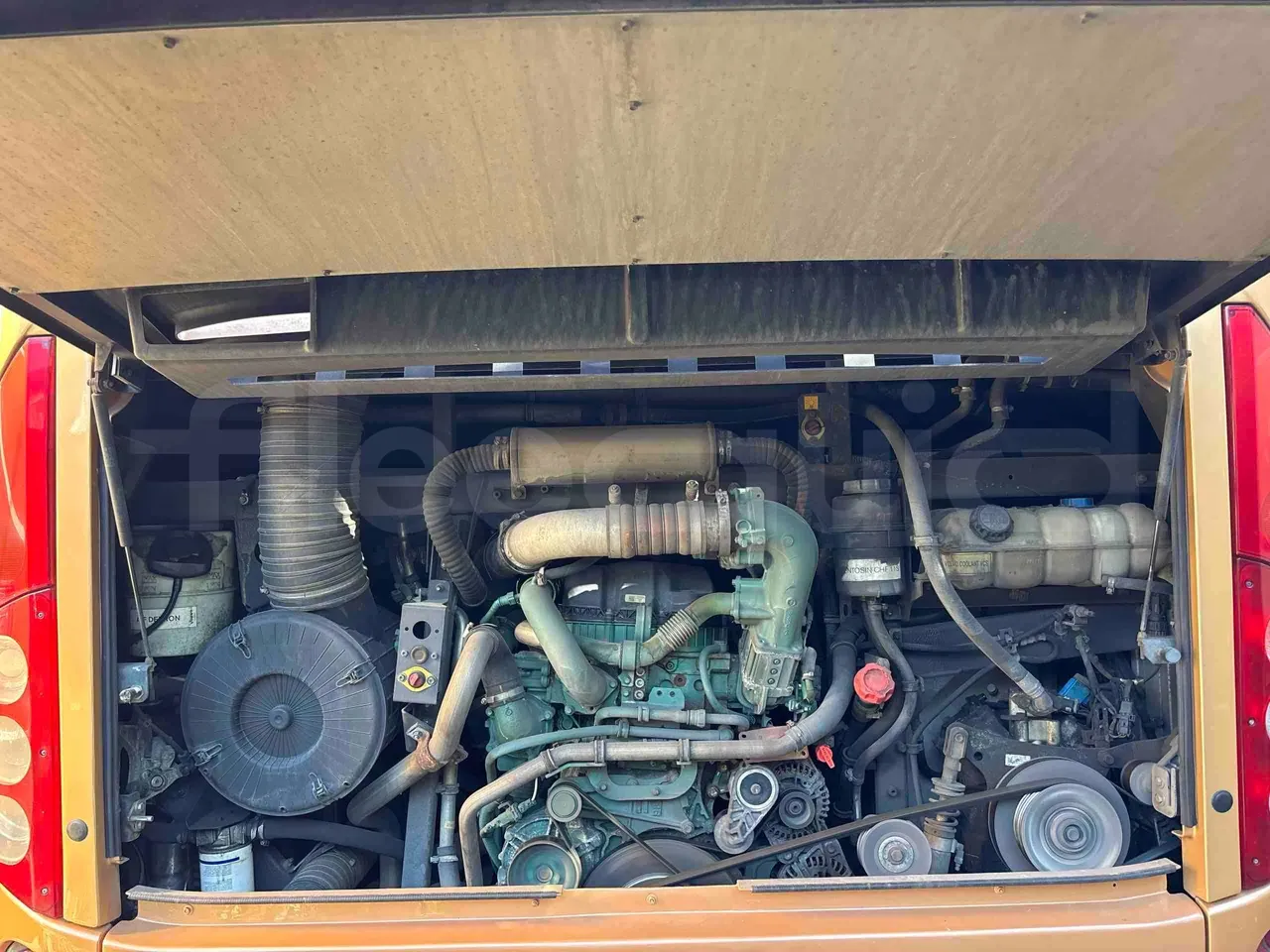 volvo-9700-engine-fleequid-YV3T2U821J1191252