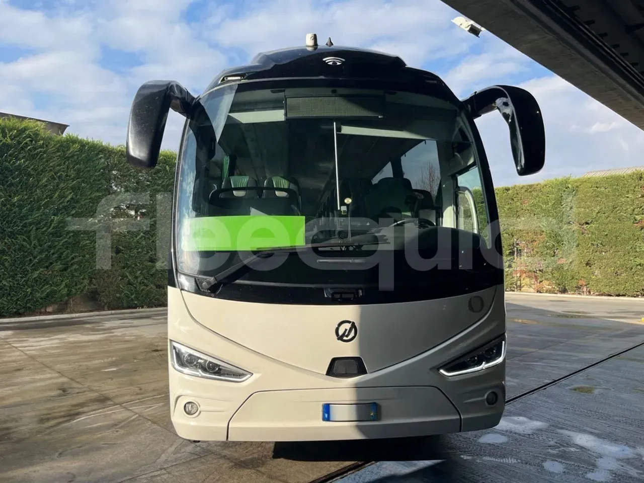irizar-daf-front-fleequid-VS916AD00H1016098