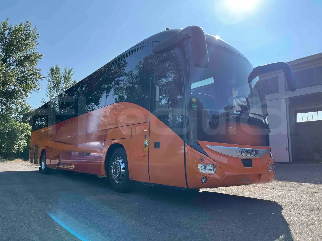 Iveco Magelys 2018 usado: autocarro Euro 6 automático