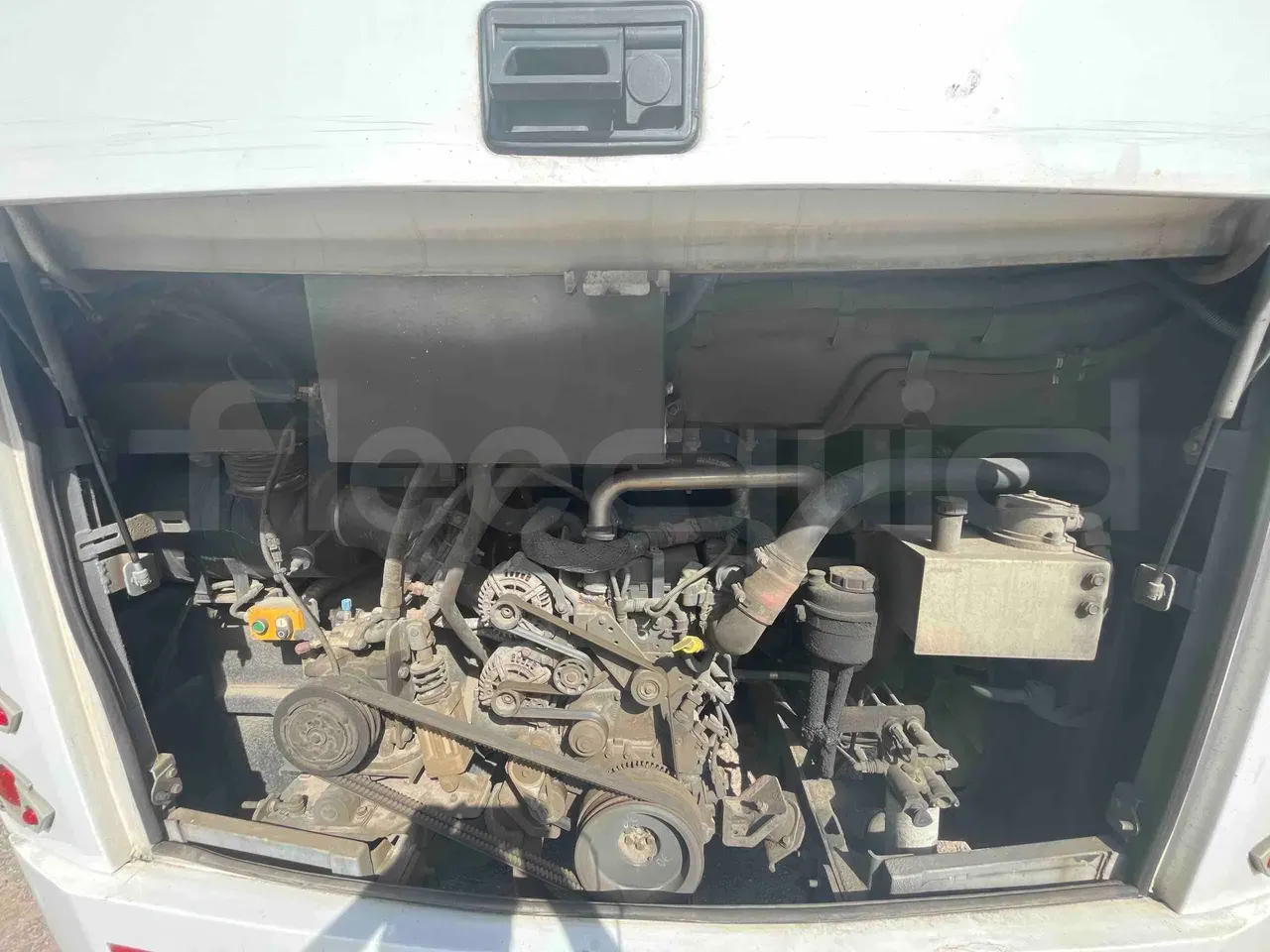 isuzu-visigo-engine-fleequid-NNAM0A6LS02000150
