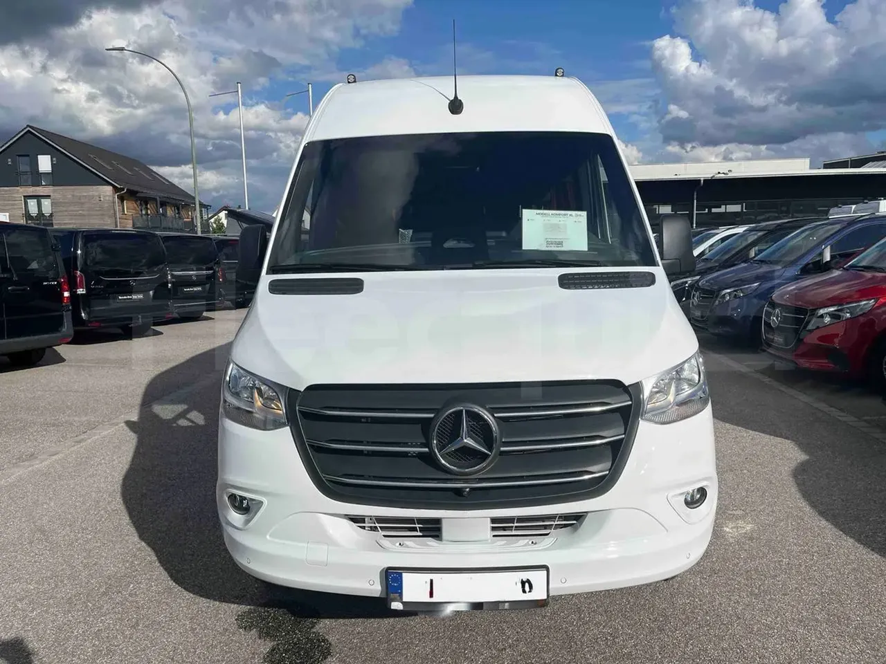 mercedes-benz-sprinter-front-fleequid-W1V5MD3Z5SP764599