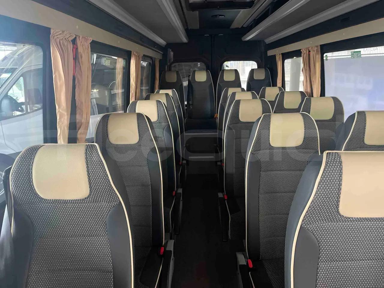 mercedes-benz-sprinter-internal-fleequid-W1V5MD3ZXSP745479