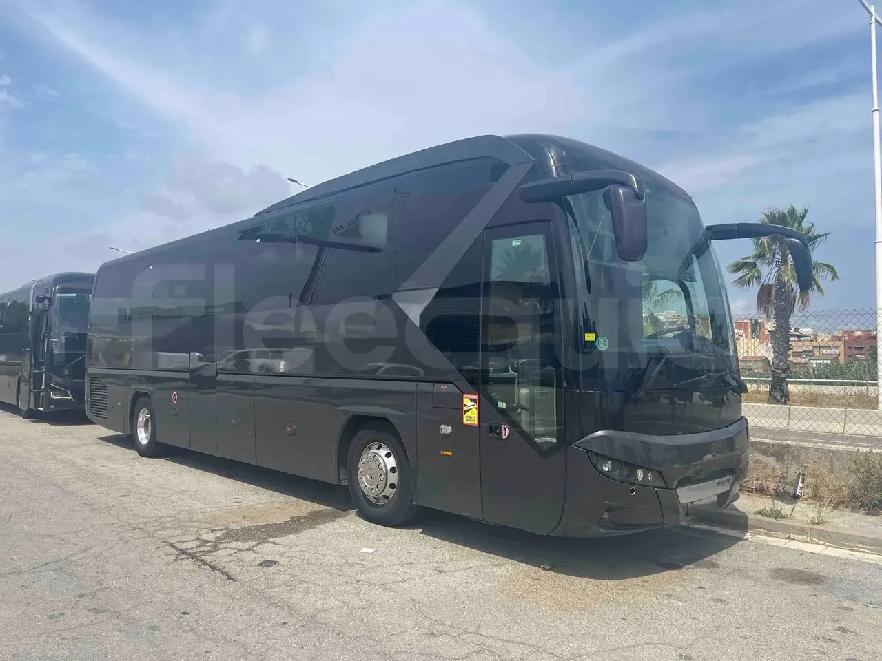 neoplan-tourliner-front-fleequid-WAGP21ZZ1HT026732