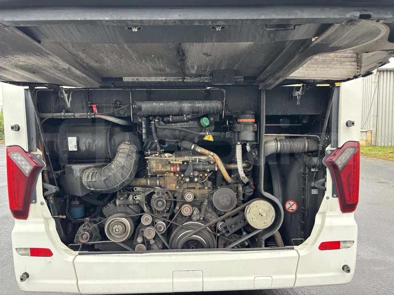 setra-s517-engine-fleequid-WKK41025013127101