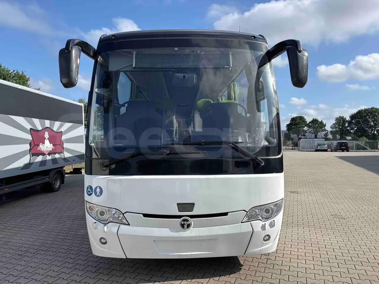 temsa-safari-front-fleequid-NLTRHUK8601000862