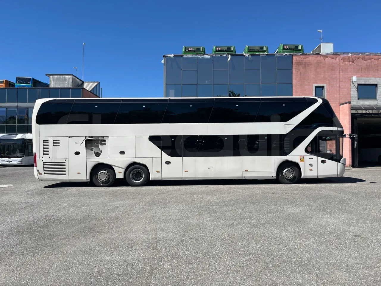 neoplan-skyliner-external-fleequid-WAGP06ZZ6GT024024