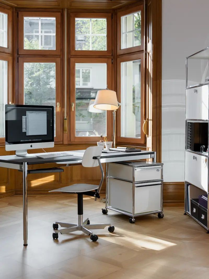 Arbeiten zu Hause, mit Stil und Ordnung