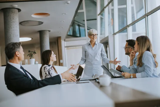 Why People-Centred Transformation Beats One‑Size-Fits-All in Cooperative Banking 