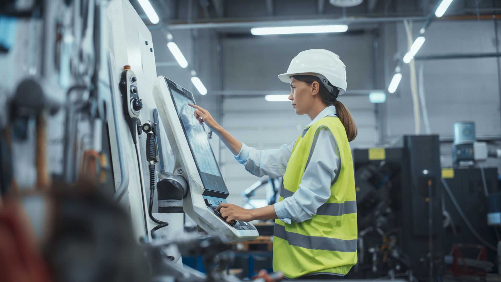 Is Your OEE Data Driving Decisions, or Just Explaining What Already Happened?