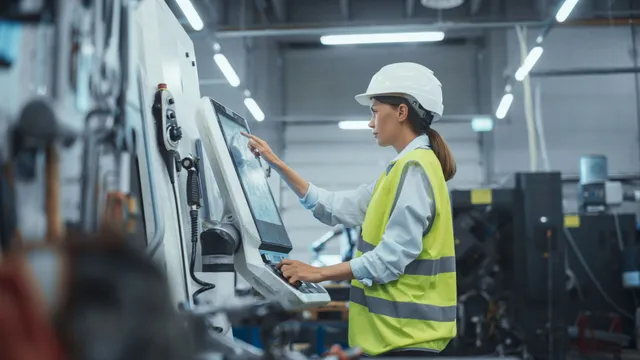 Is Your OEE Data Driving Decisions, or Just Explaining What Already Happened?