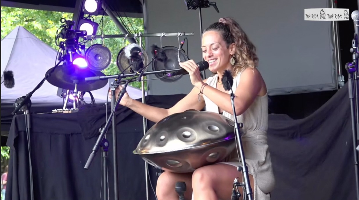 Live Concert by  Marlia Coeur