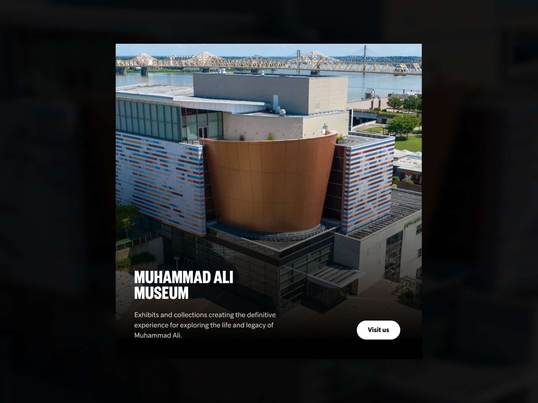 Digital interface layout block showcasing an architectural feature card with clean editorial body text and an active navigation button.