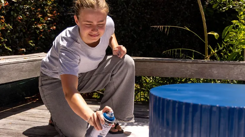 Revamp Your Second-Hand Furniture With White Knight Squirts