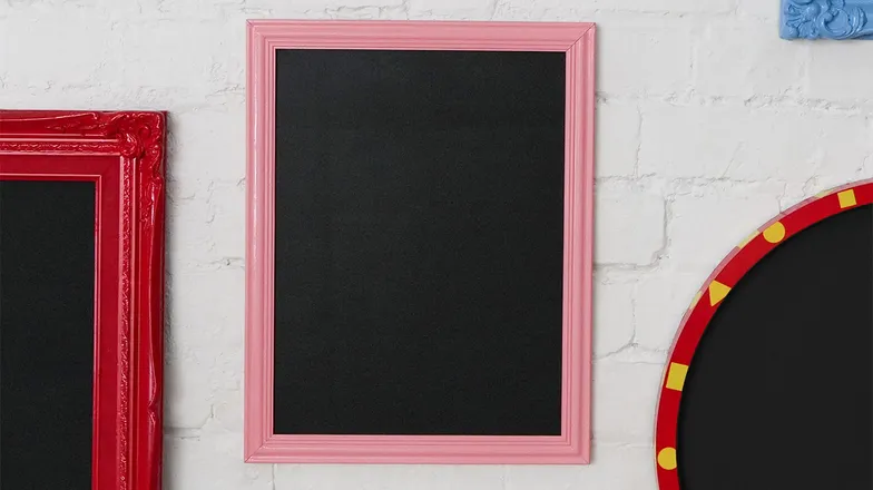 Create Picture Frame Chalkboards With the White Knight Range