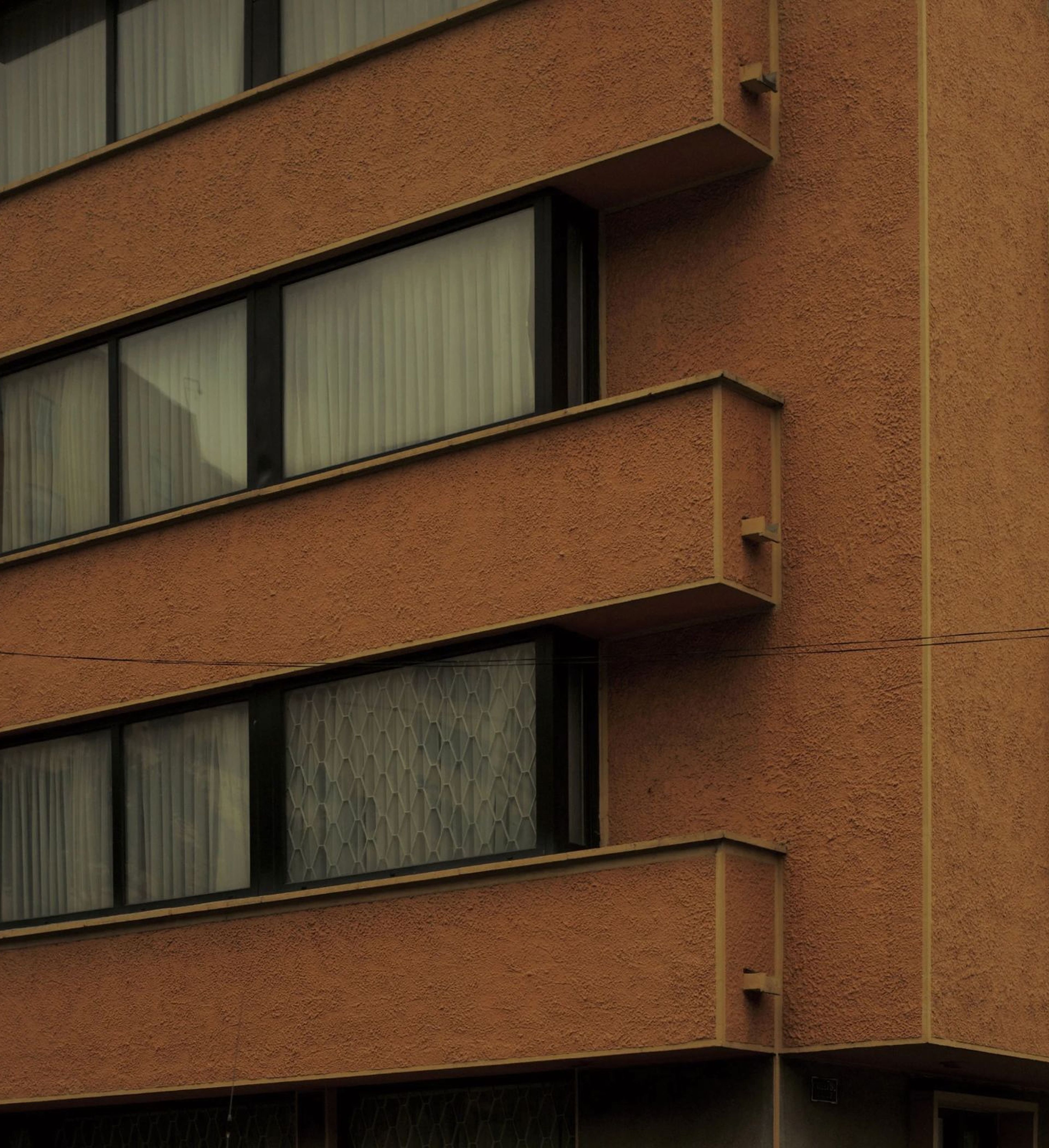 Perroquet Hotels About