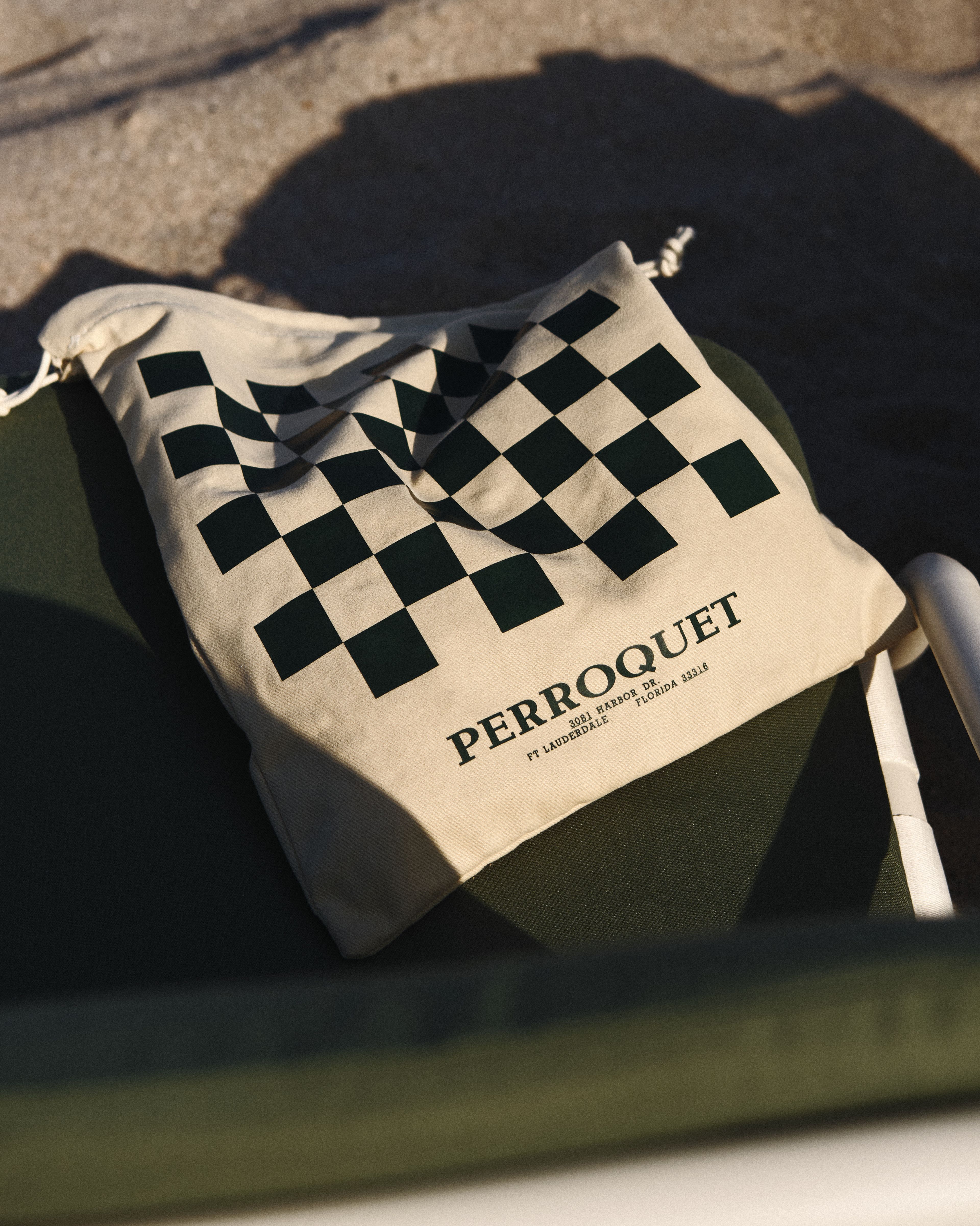 Perroquet Hotels