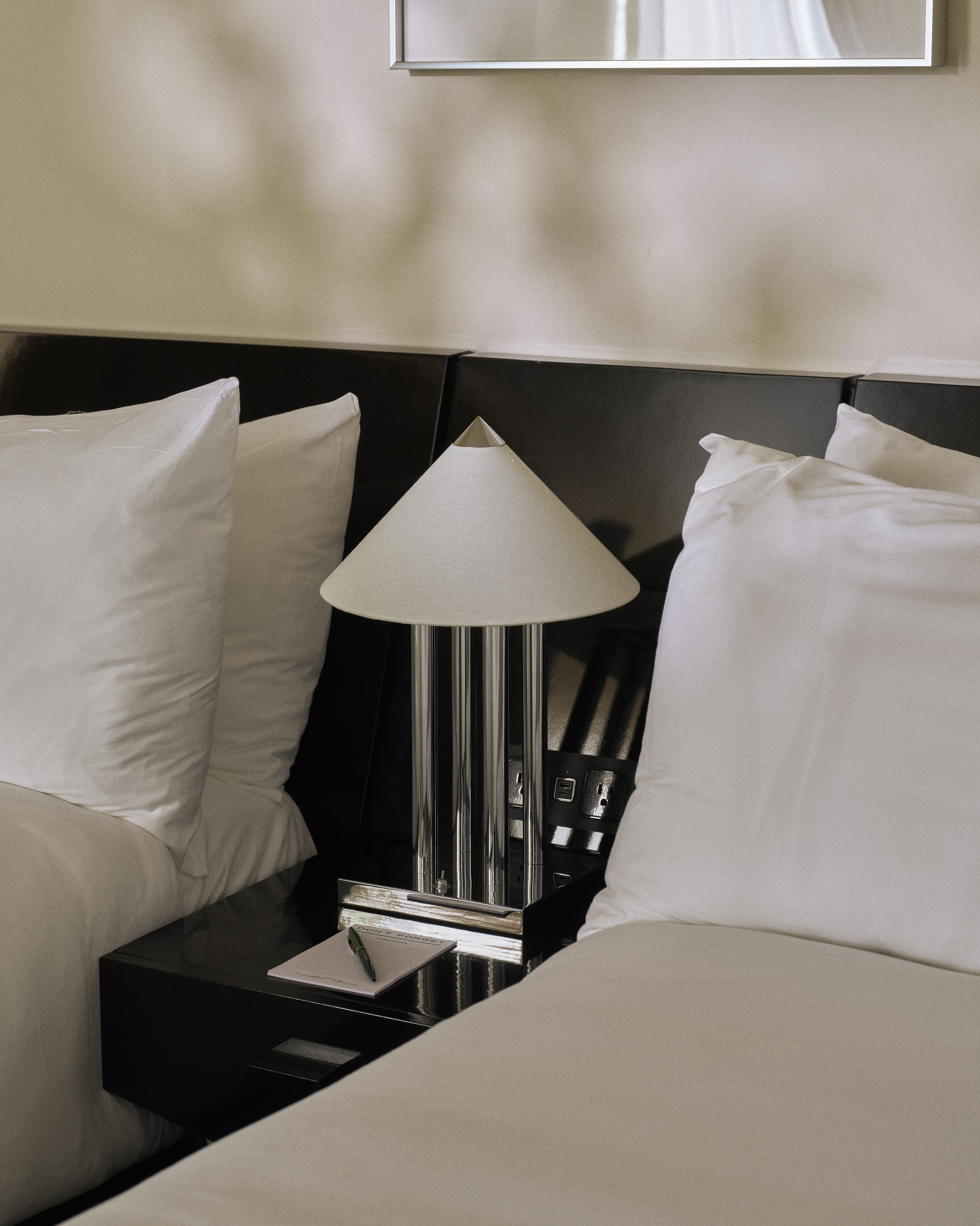 Perroquet Hotels