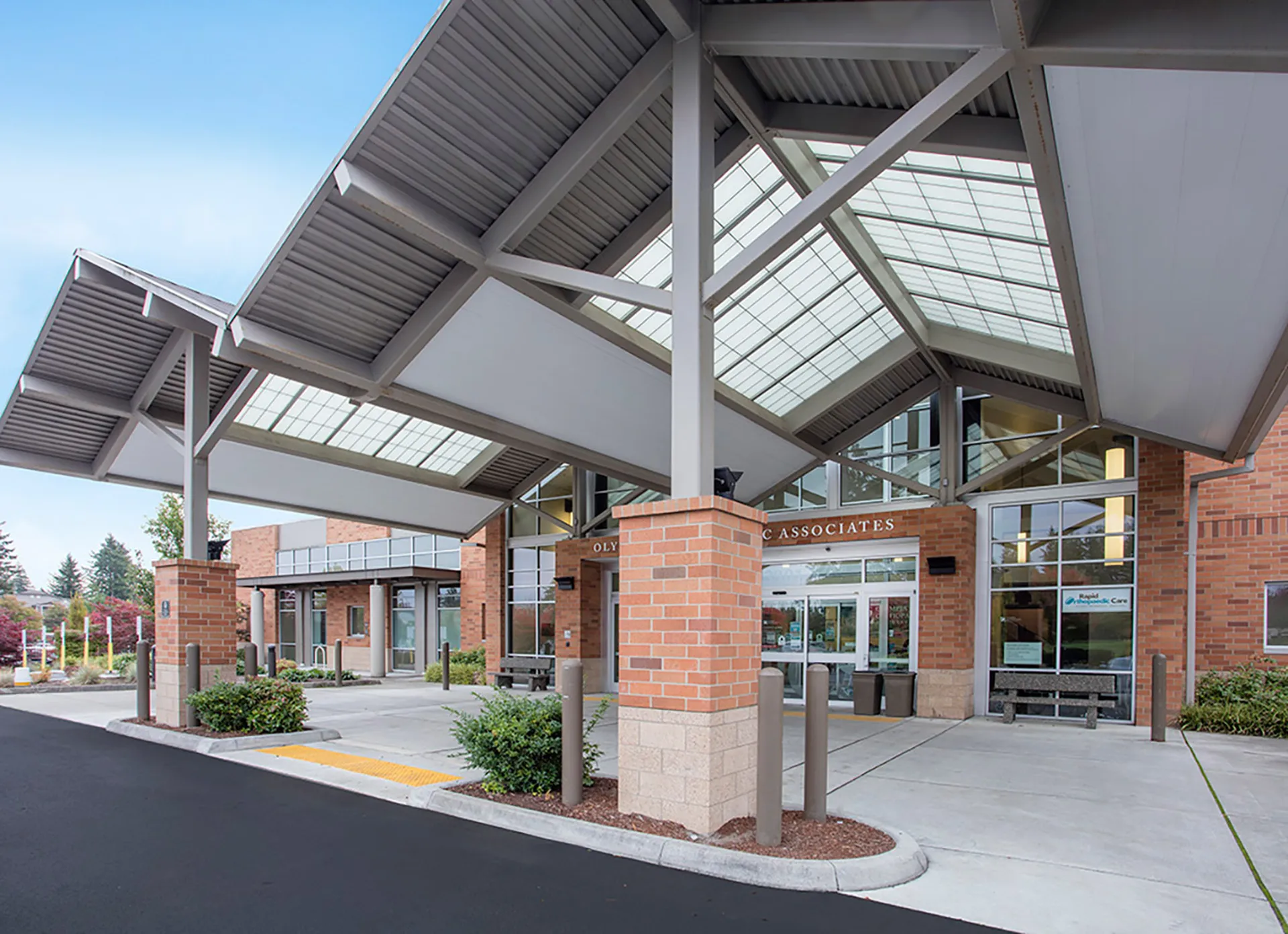 Liteway™ FRP Canopy System over entryway and drop-off area