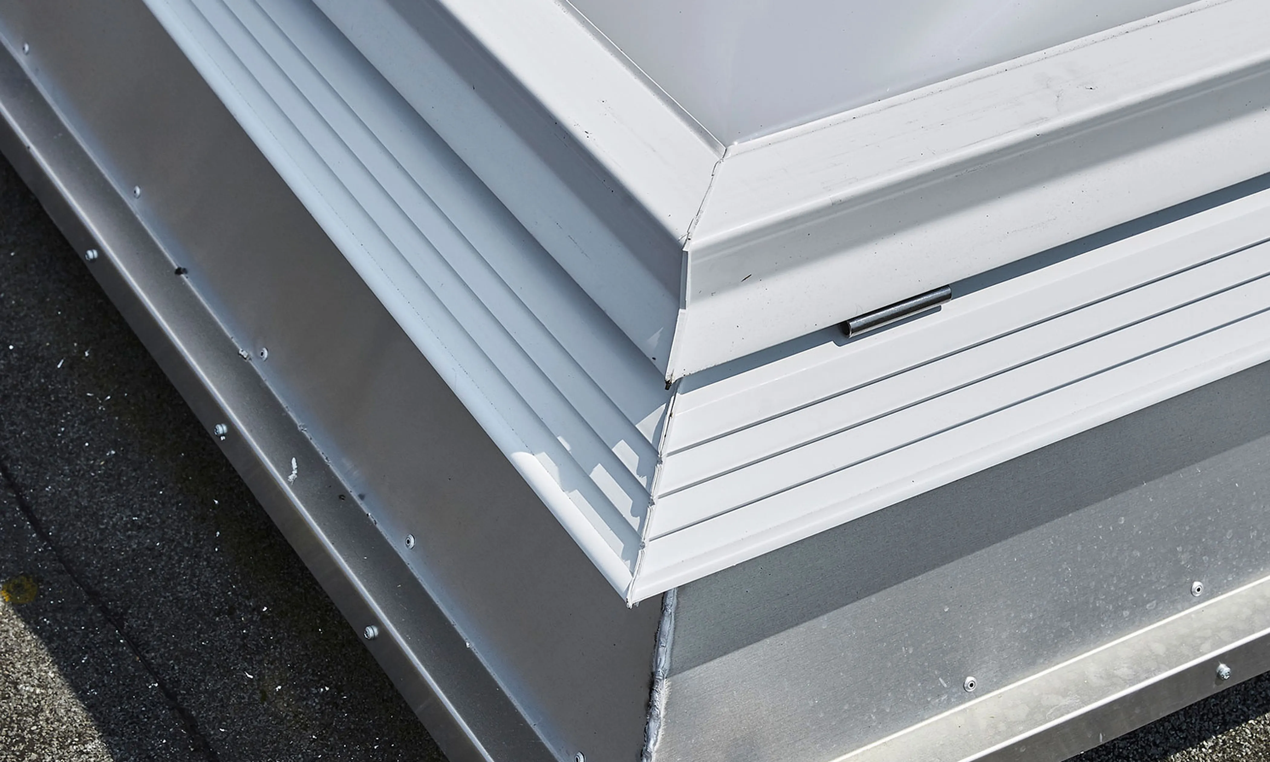 Kingspan Essmann Aufstocksystem ASM mit einer Lichtkuppel