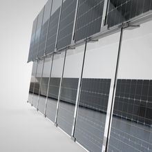 Glaslamellen-Beschattungssystem mit zusätzlichem Energiesparprofil.