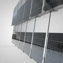 Glaslamellen-Beschattungssystem mit zusätzlichem Energiesparprofil.