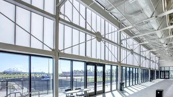 UnIQuad polycarbonate wall system