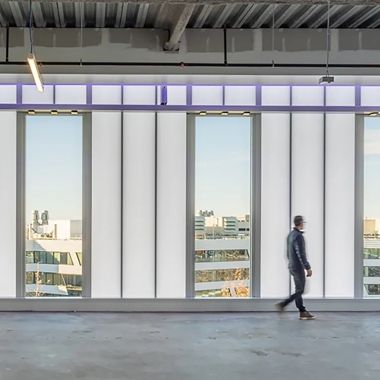 UniQuad polycarbonate wall system - interior view with windows