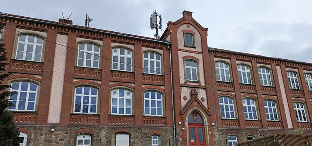 Facade_heading