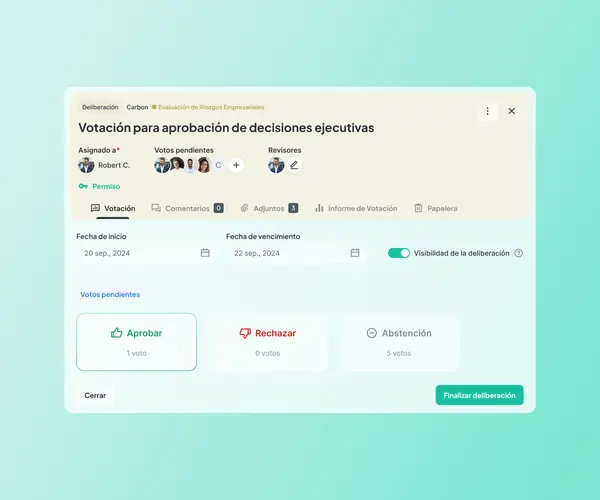 Formulario de deliberación en Atlas para votación de decisiones ejecutivas, con fechas de inicio y vencimiento, votos pendientes de múltiples miembros y conteo parcial de votos por opción.