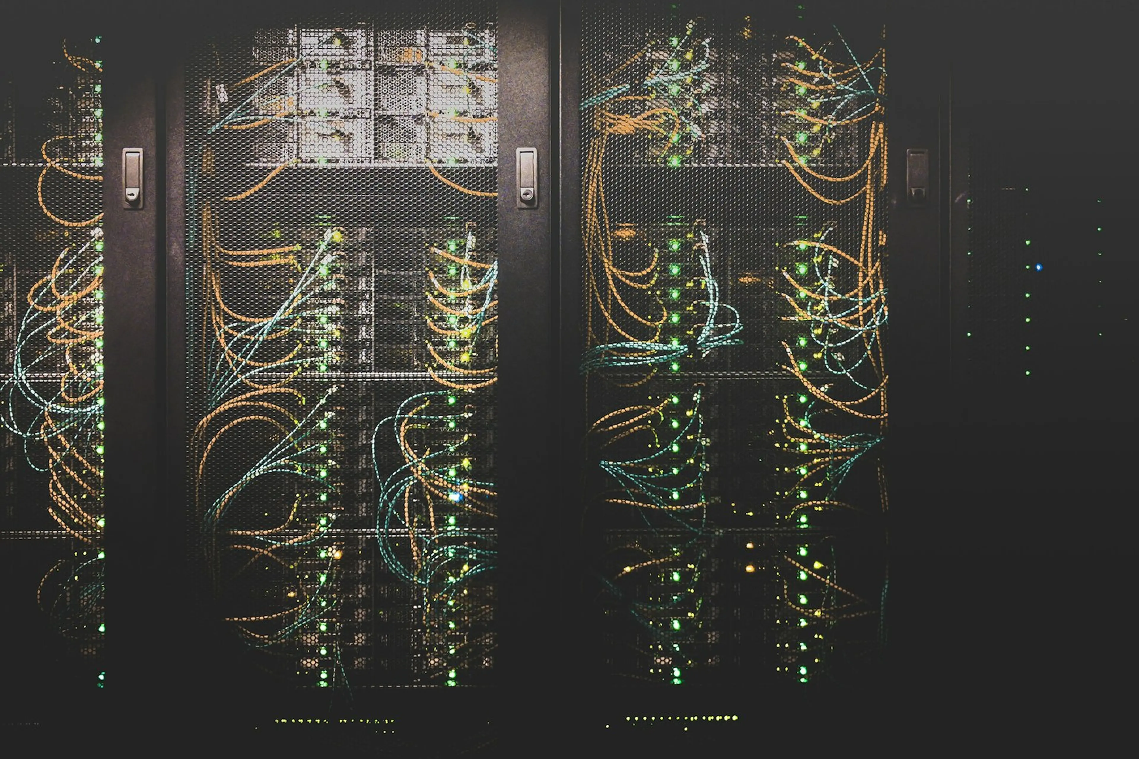 Kablar och nätverk i serverrum – integration
