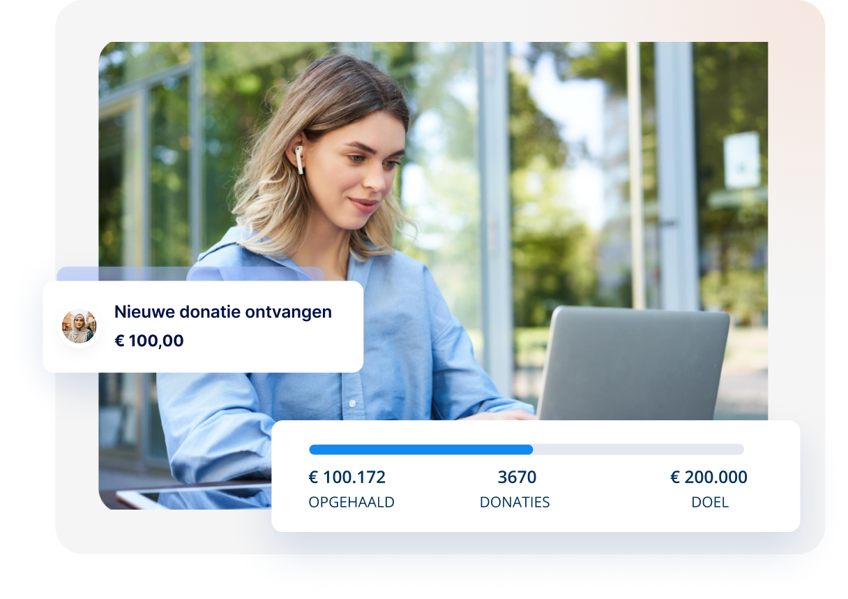 Doelmeter van een crowdfundingcampagne met een foto van een vrouw met een laptop en een donatiemelding.