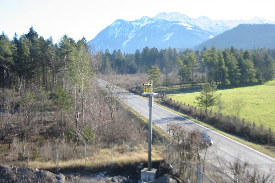 DWT-HBA Heliport Gleitpfad Anzeige (HAPI) 2