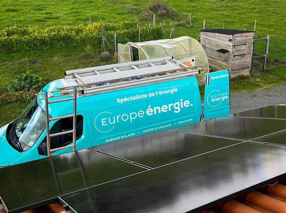 Installation panneaux solaires