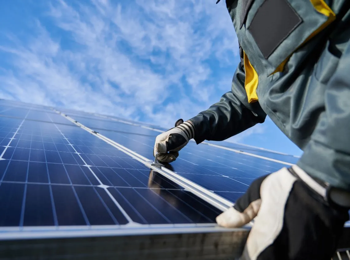 Fixation panneaux solaires