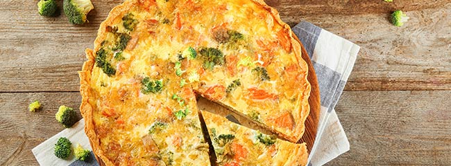 Honey Sriracha Gouda and Veggie Quiche