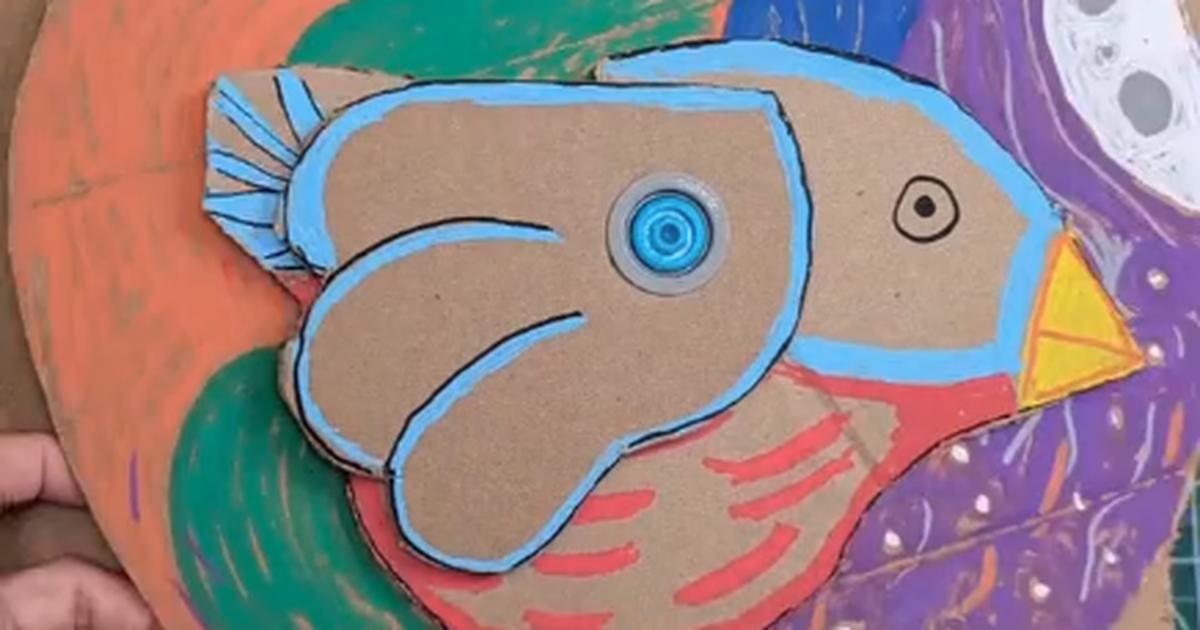 Flying Rings Birds Roto-Ring Bird in Flight by Day and by Night | Makedo Resource Hub