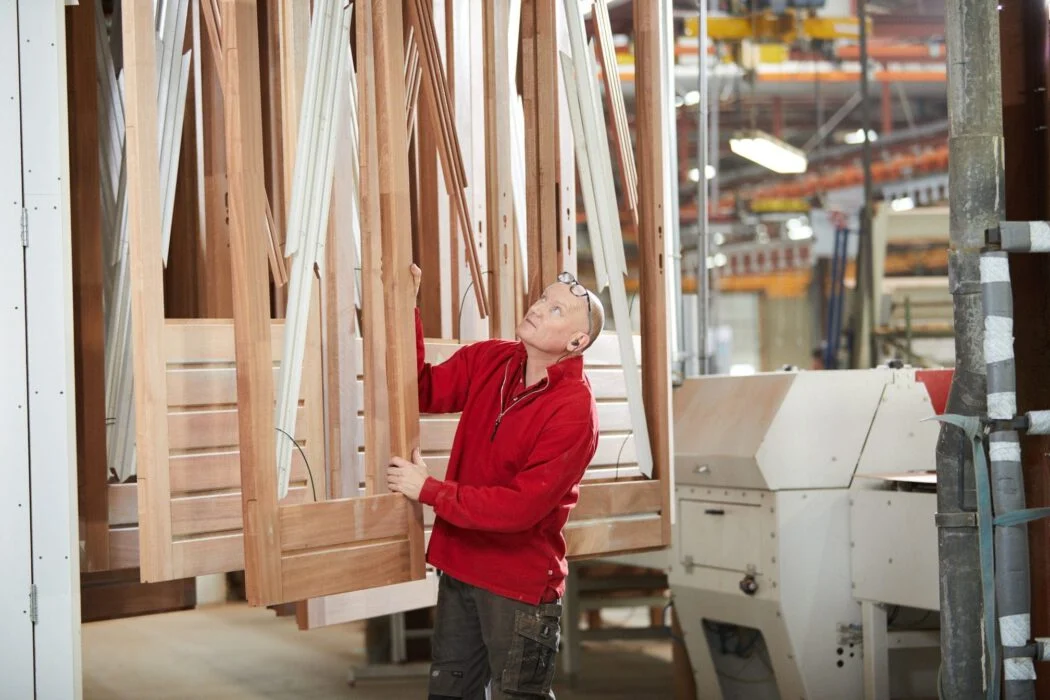Houten deuren met kozijn