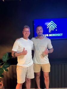Podcast Dave Roelvink: Laat negatieve gedachten en angsten zelf snel los
