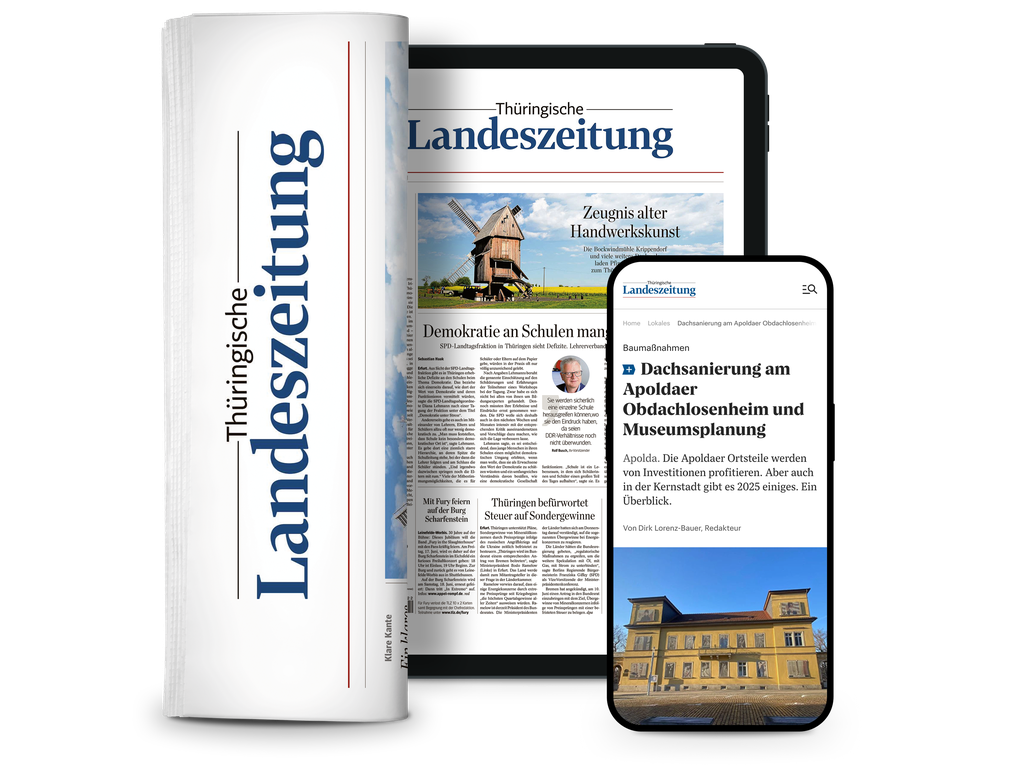 Zeitung, Tablet und Smartphone zeigen die Titelseite der „Thüringische Landeszeitung".