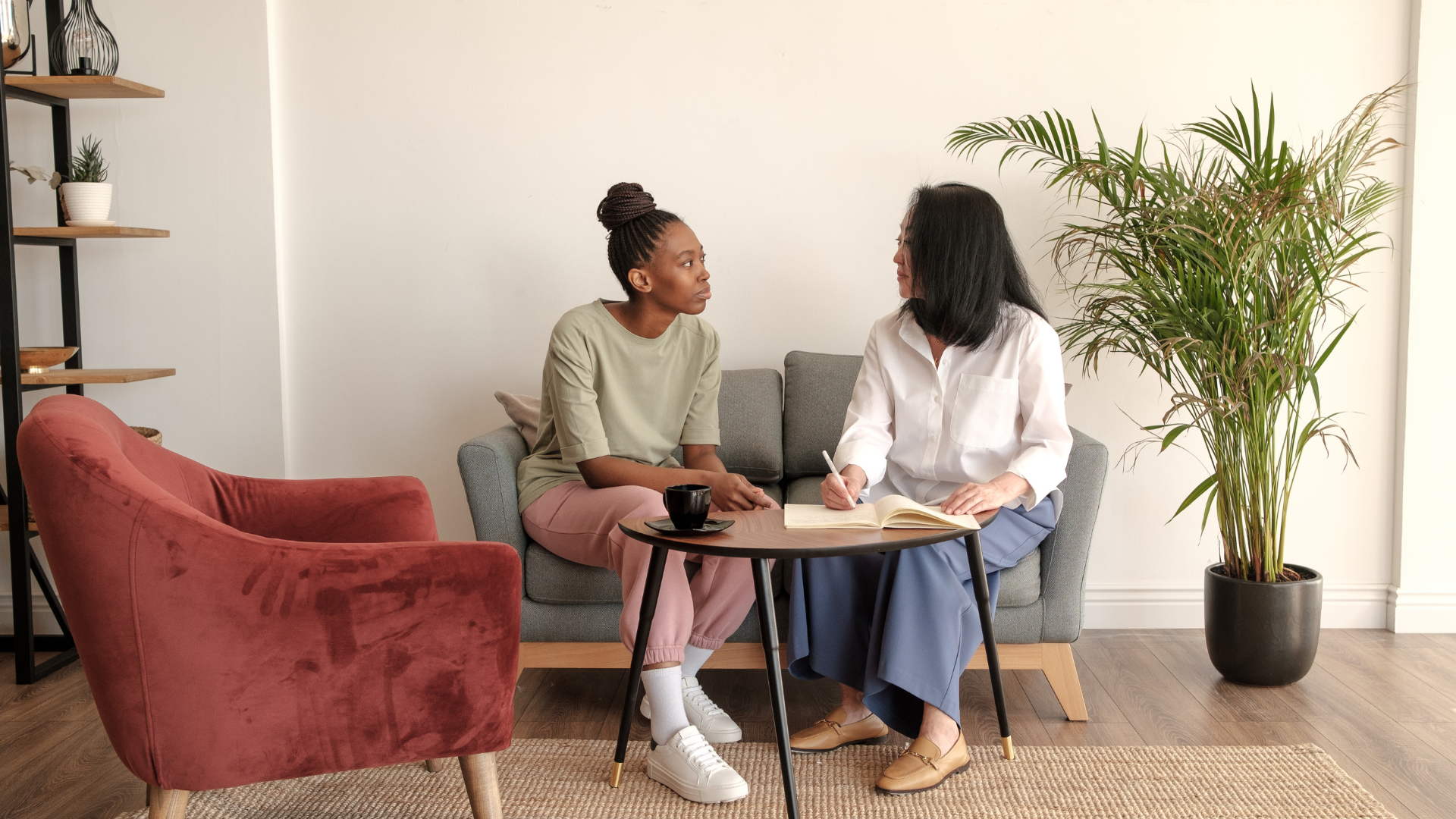 Side Effects of Egg Donation: What to Expect